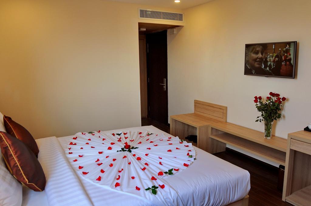 Db Hotel Nha Trang Buitenkant foto