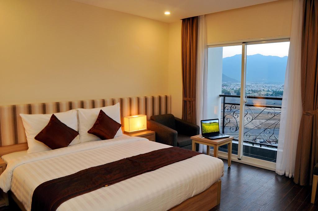 Db Hotel Nha Trang Buitenkant foto